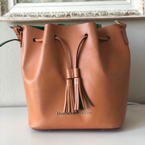 Dooney and bourke bucket bag